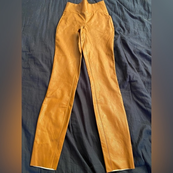 PAIGE Sheena Faux Leather Leggings in Argan New with Tags - Picture 6 of 9